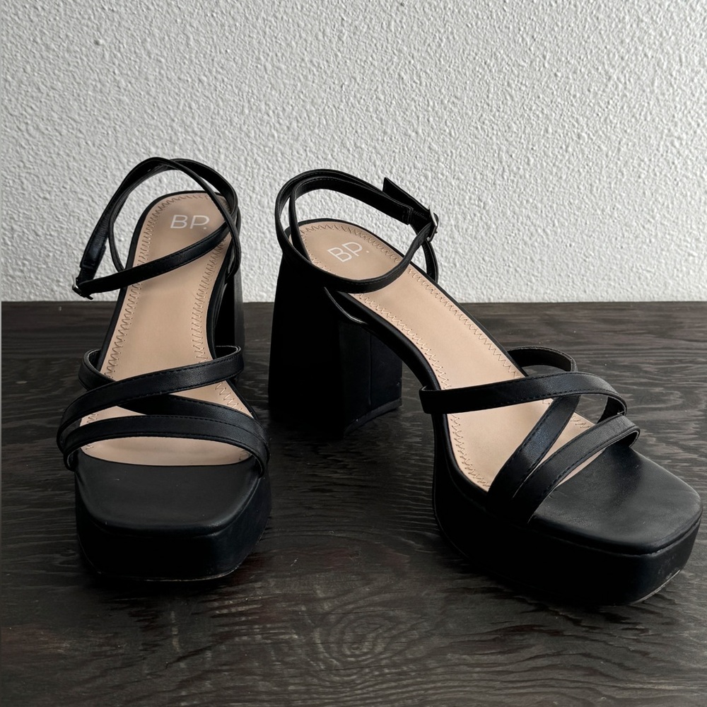 BP Jaymes Black Faux Leather Platform Heeled Sandal Size 8.5